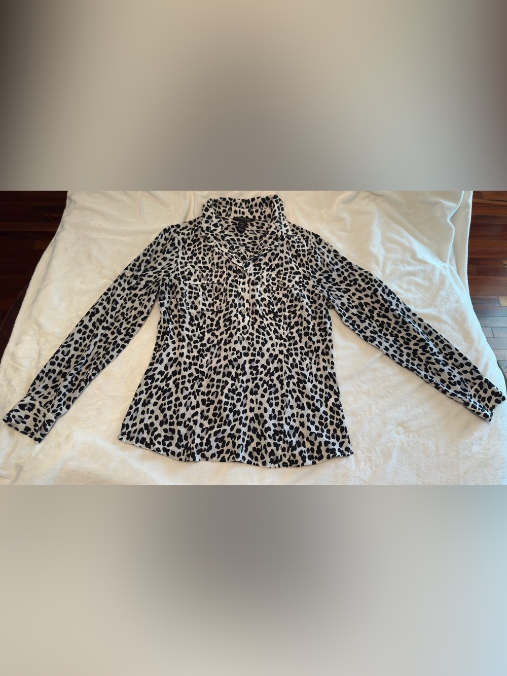 White House Black Market Silk Black & White Leopard-Print Button Down Shirt